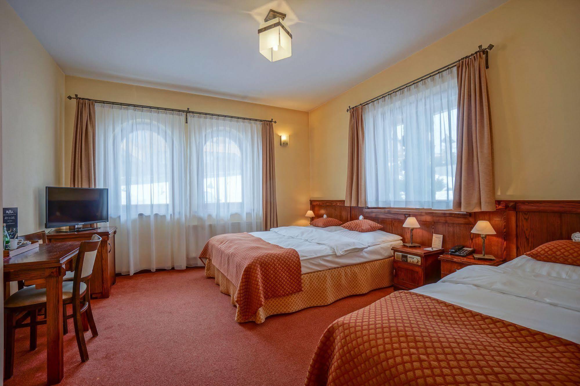 Hotel REDYK Ski&Relax Zab Exterior foto